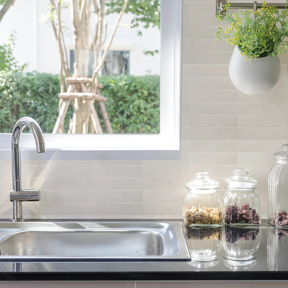 1/5/10/15/20pcs Self-Adhesive Wall Tiles Stickers, Heat Resistant Peel AndStick Kitchen Backsplash, Waterproof Wall Tile Sticker