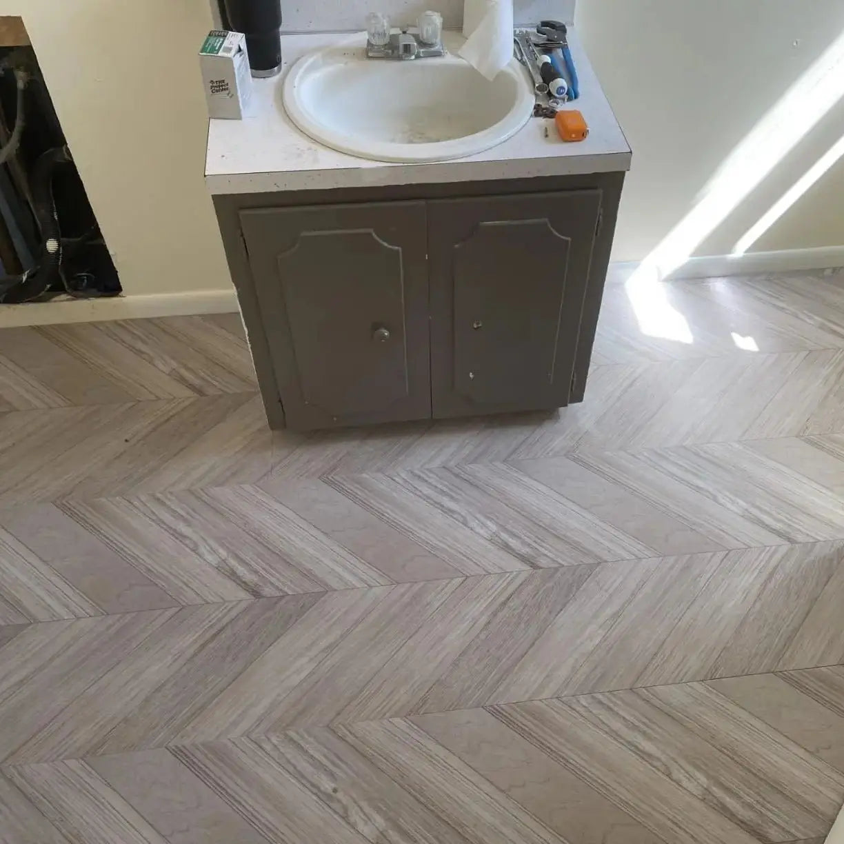 Wood Grain Floor Stickers, 60cm Modern Style Thickened Self-adhesive Waterproof, Living Room Bathroom Kitchen Household Stickers